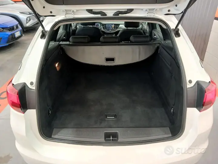 Opel Astra 2018 photo 5