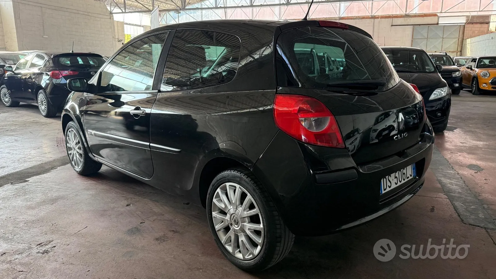 Renault Clio 2008 photo 3