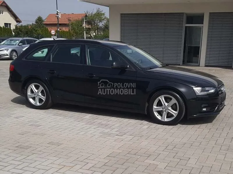 Audi A4 2014 photo 2