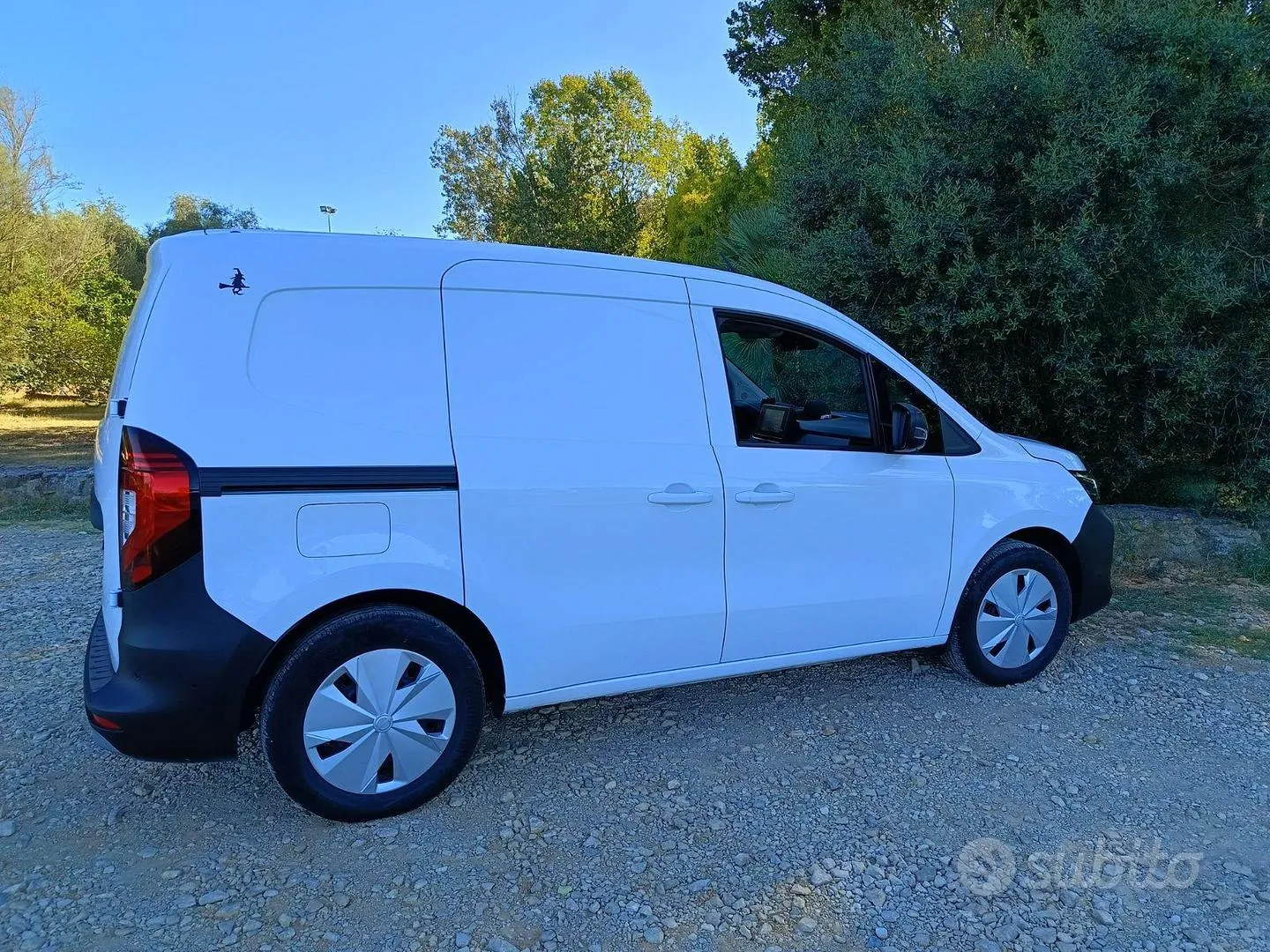 Nissan Townstar 2024 photo 3