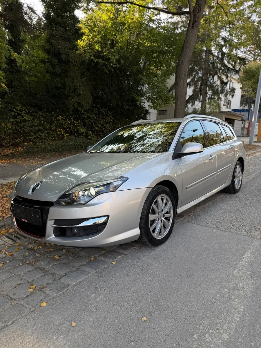 Renault Laguna