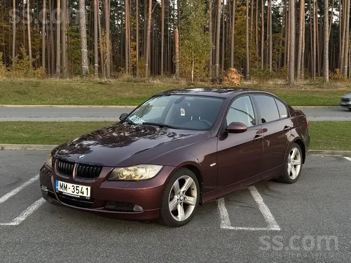 BMW 320I