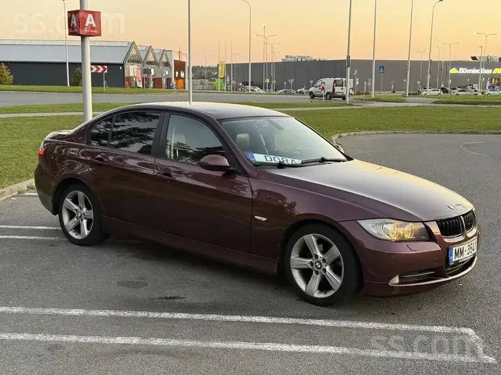 BMW 320I 2006 photo 3