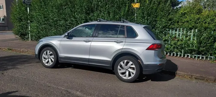 Volkswagen Tiguan 2021 photo 3