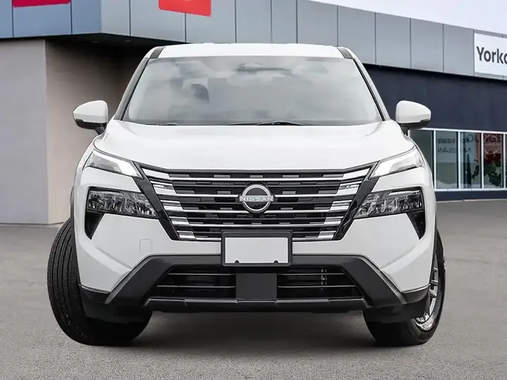 Nissan Rogue 2026 photo 2
