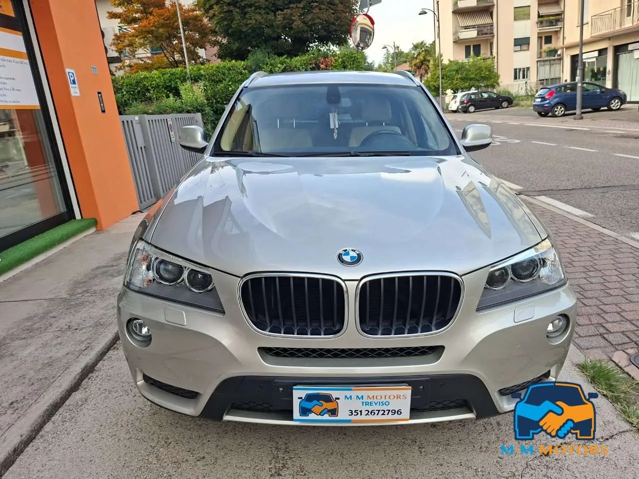 BMW X3 2011 photo 2