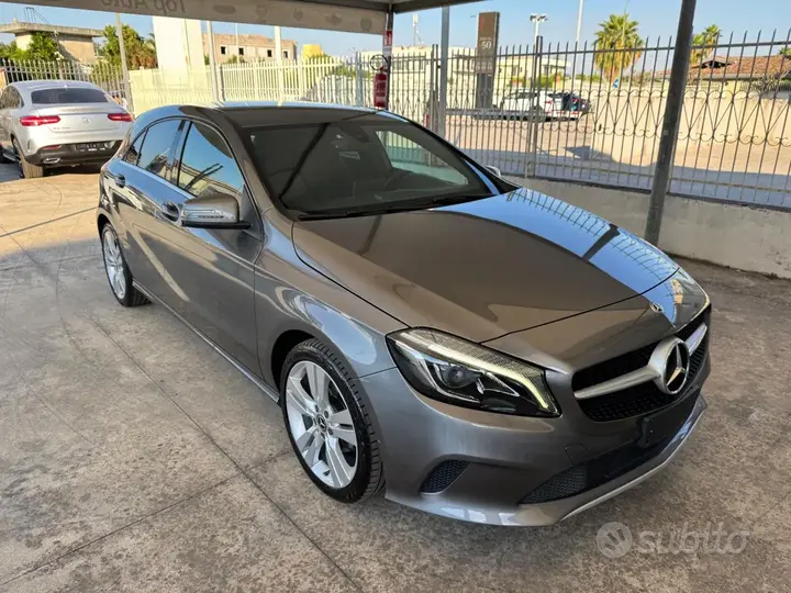 Mercedes-Benz A 180 2018 photo 3