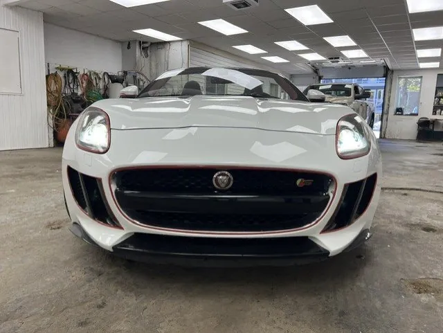 Jaguar F-Type 2017 photo 2