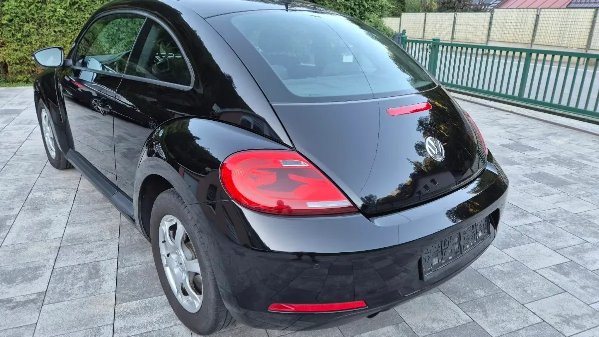 Volkswagen Beetle 2012 photo 3