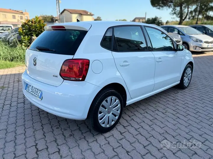 Volkswagen Polo 2014 photo 4