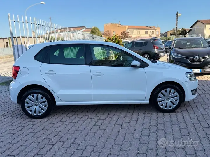 Volkswagen Polo 2014 photo 3