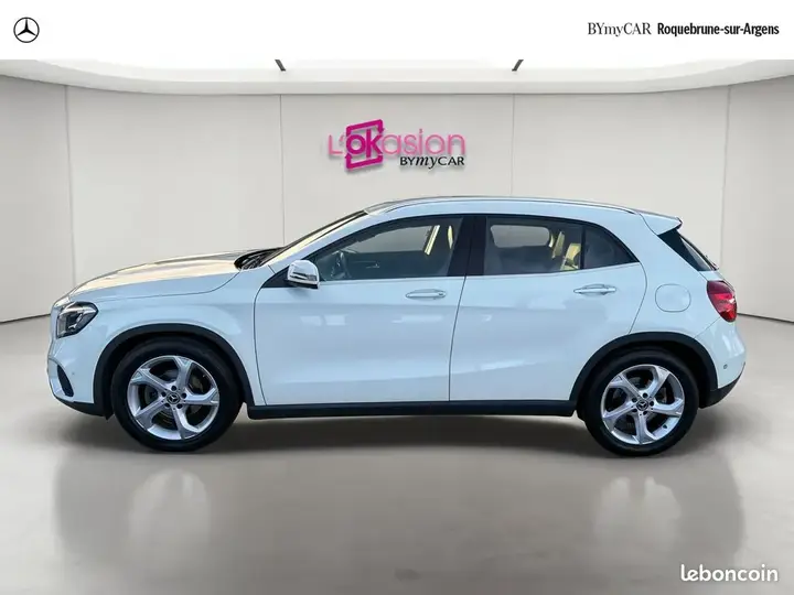 Mercedes-Benz Gla 2017 photo 2