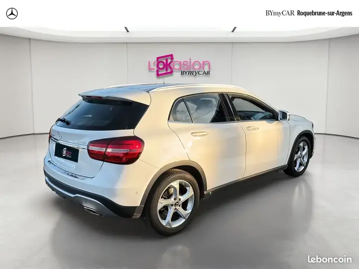 Mercedes-Benz Gla 2017 photo 5