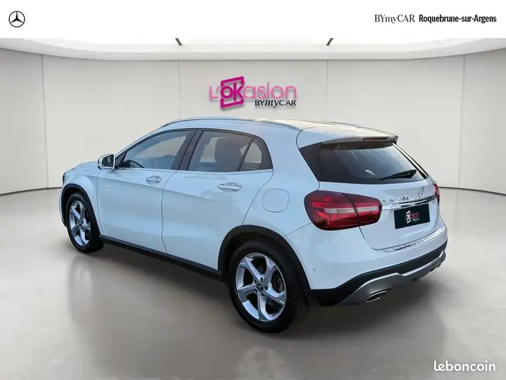Mercedes-Benz Gla 2017 photo 3