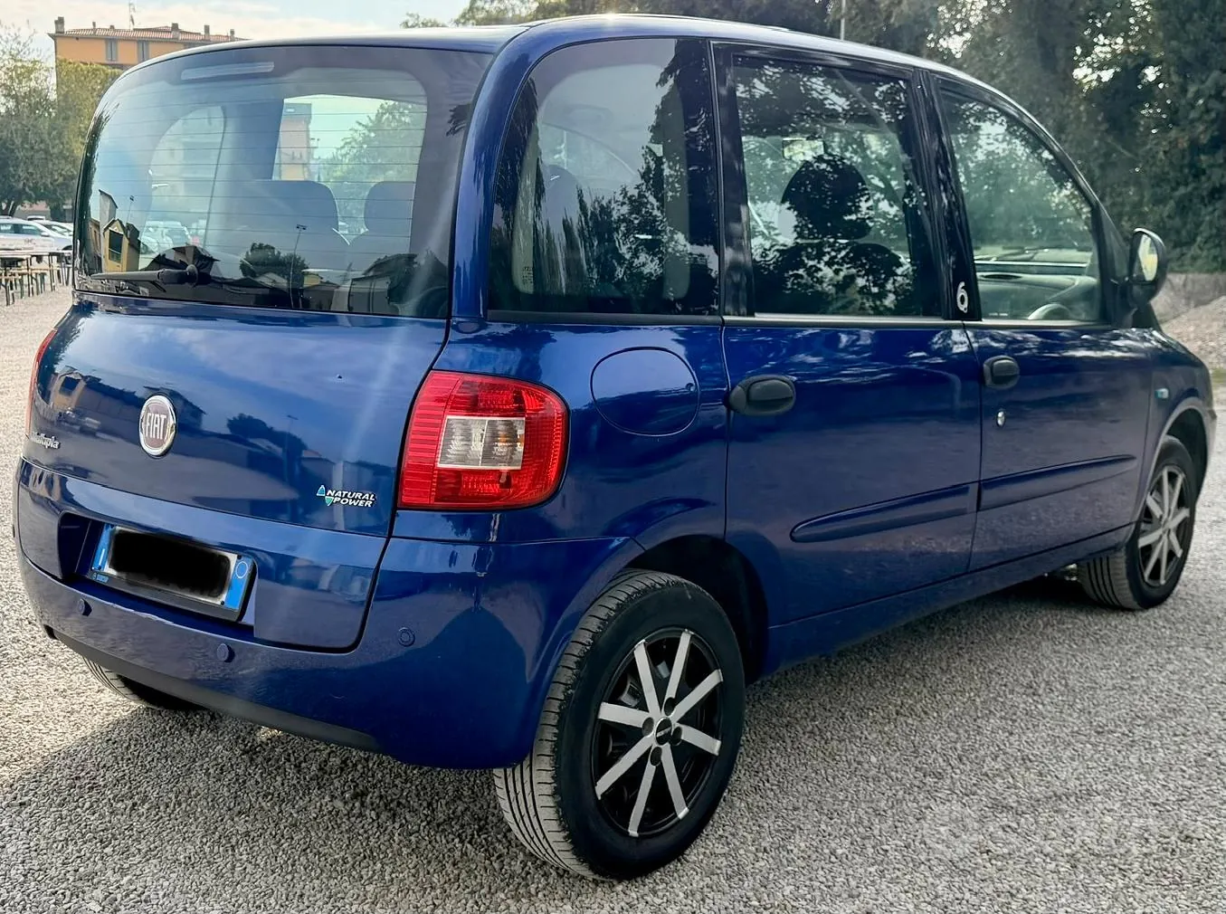 Fiat Multipla 2010 photo 4