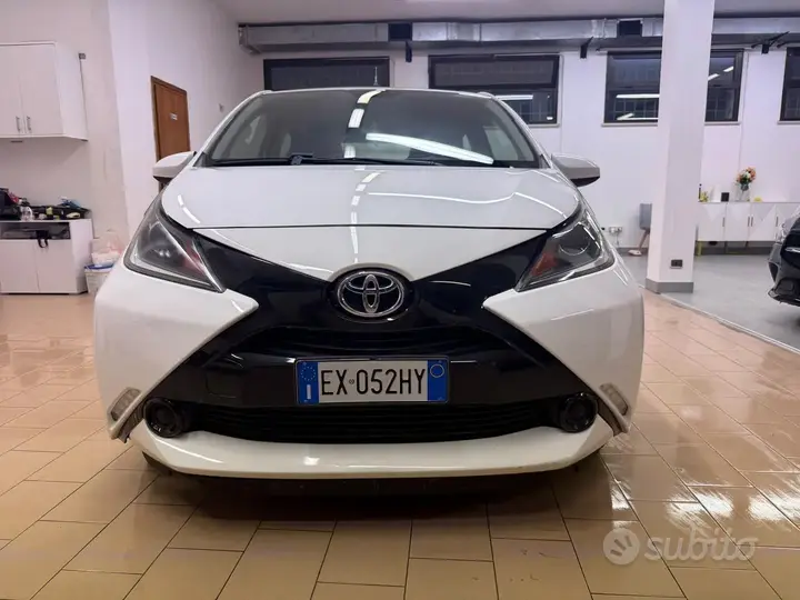 Toyota Aygo 2014 photo 2