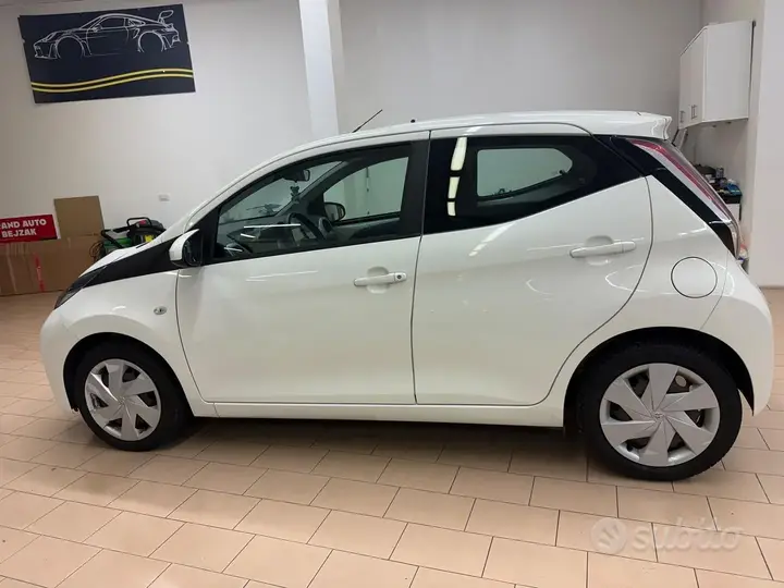 Toyota Aygo 2014 photo 4