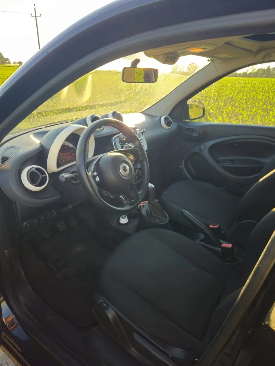 Smart Forfour 2016 photo 3