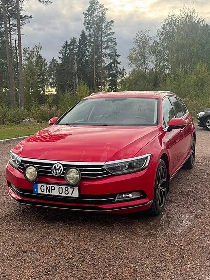 Volkswagen Passat 2016 photo 2
