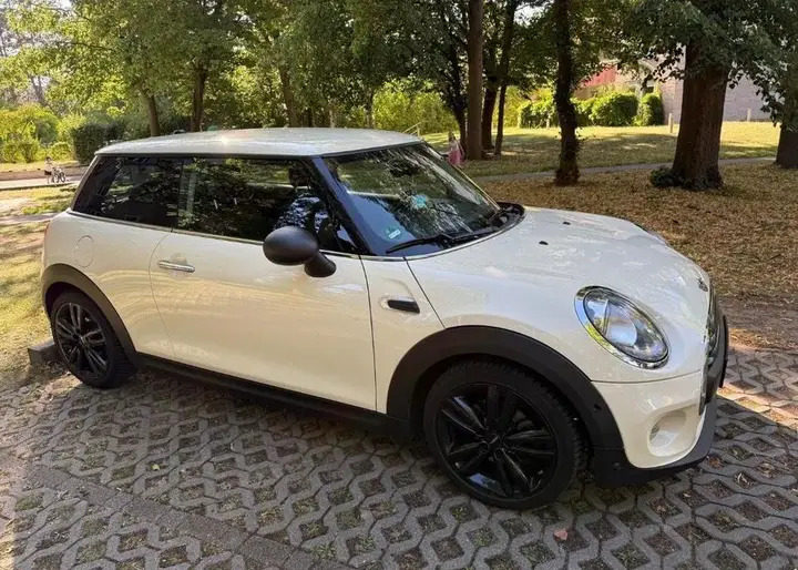 Mini One One