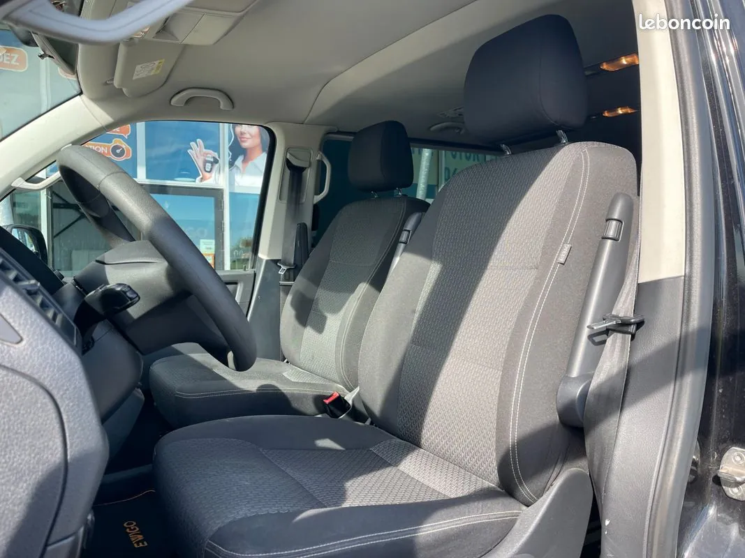 Volkswagen Multivan 2015 photo 5
