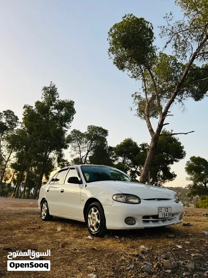 Hyundai Accent 1997 photo 3