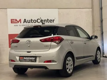 Hyundai I20 2018 photo 3