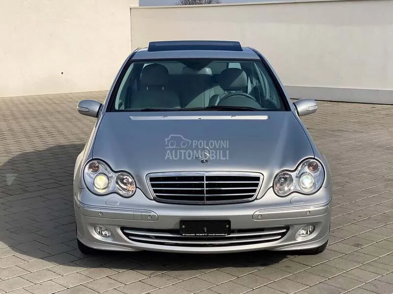 Mercedes-Benz C-Class 2006 photo 2