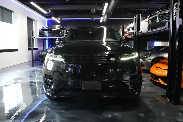 Land Rover Range Rover Sport 2023 photo 4