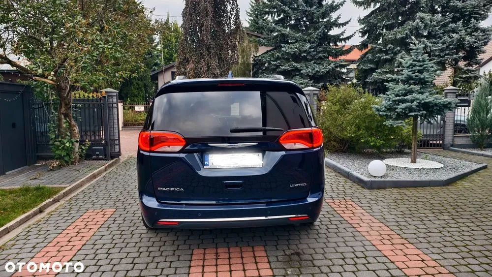 Chrysler Pacifica 2018 photo 5