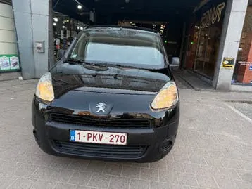 Peugeot Partner 2015 photo 2
