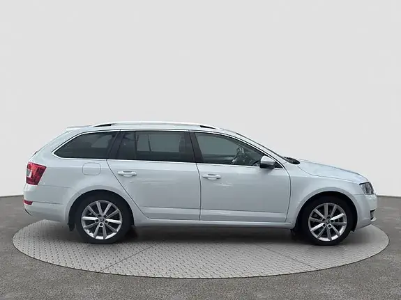 Skoda Octavia 2017 photo 3