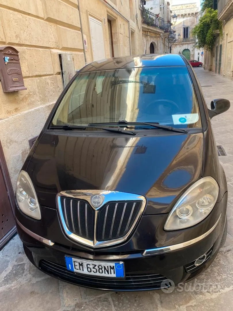 Lancia Musa 2011 photo 2