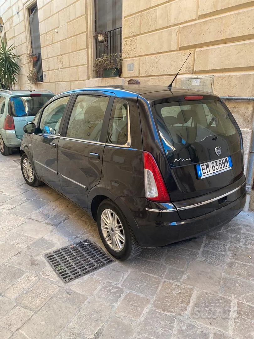 Lancia Musa 2011 photo 4