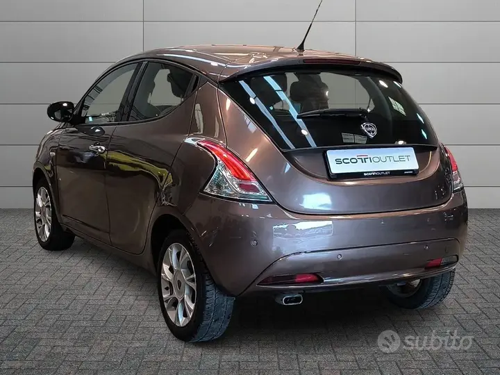 Lancia Ypsilon 2015 photo 4