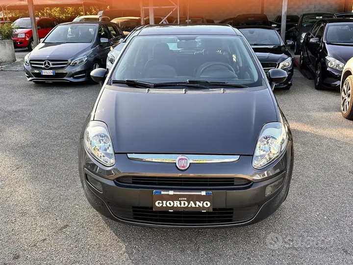 Fiat Punto Evo 2011 photo 2