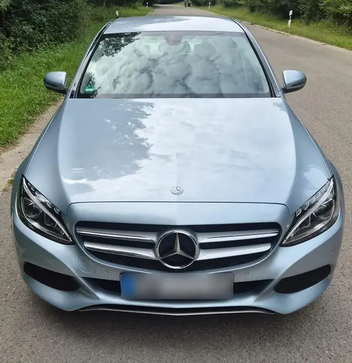 Mercedes-Benz C180