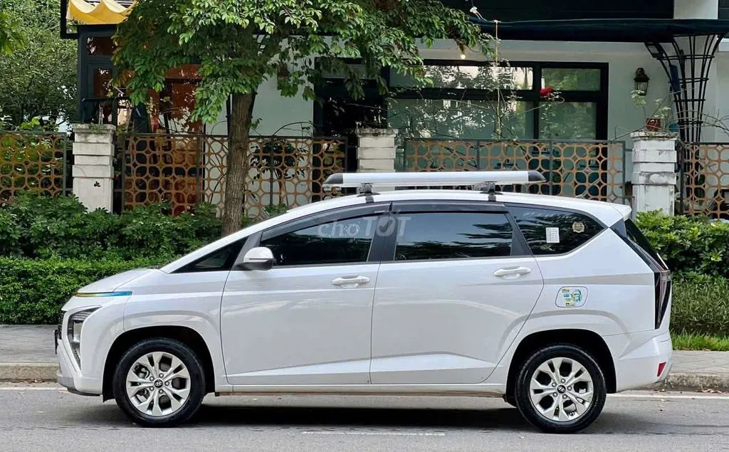 Hyundai Stargazer 2024 photo 3
