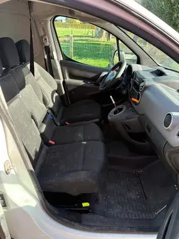 Citroen Berlingo 2011 photo 3