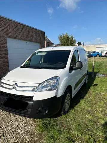 Citroen Berlingo 2011 photo 2
