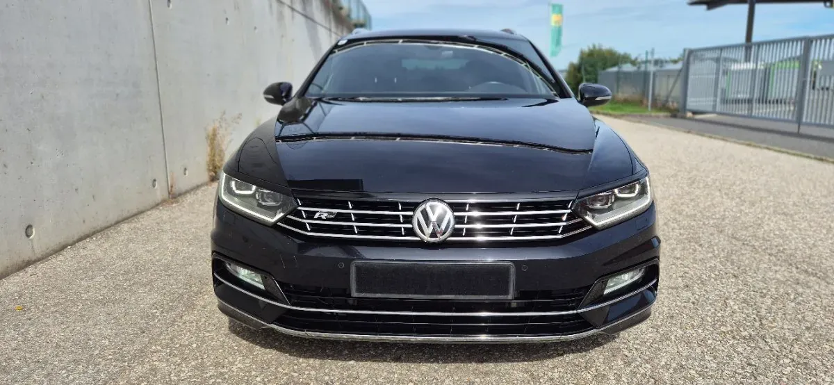 Volkswagen Passat 2019 photo 2
