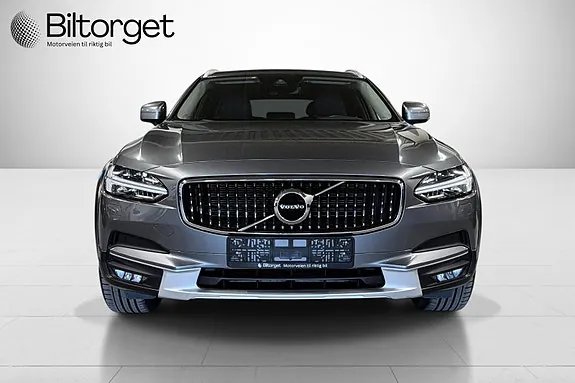 Volvo V90 Cross Country 2017 photo 2