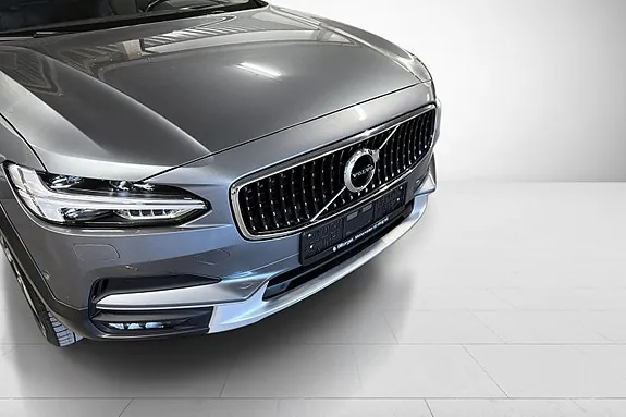 Volvo V90 Cross Country 2017 photo 4