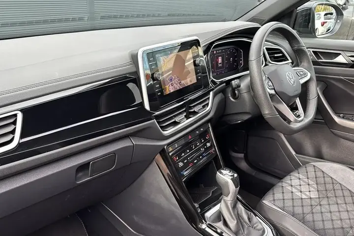 Volkswagen T-Roc 2025 photo 3