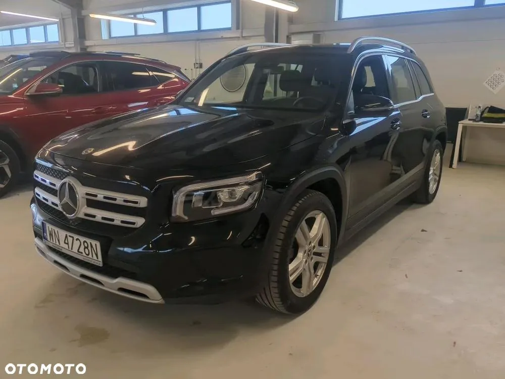 Mercedes-Benz Glb