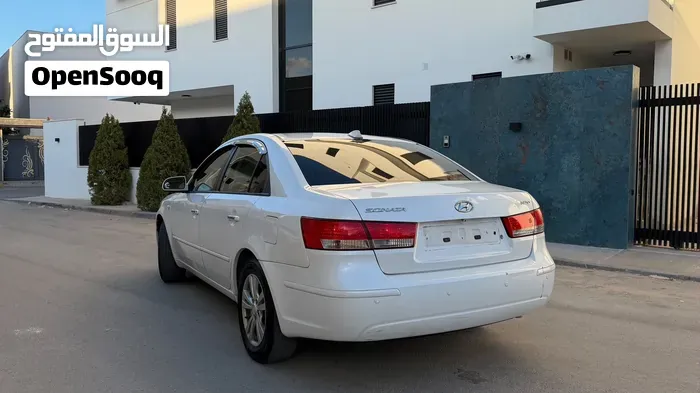 Hyundai Sonata 2009 photo 2