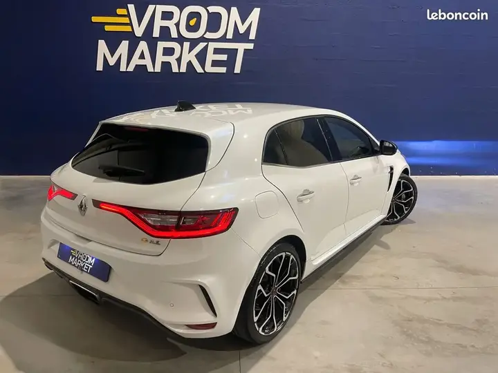 Renault Megane 2018 photo 5