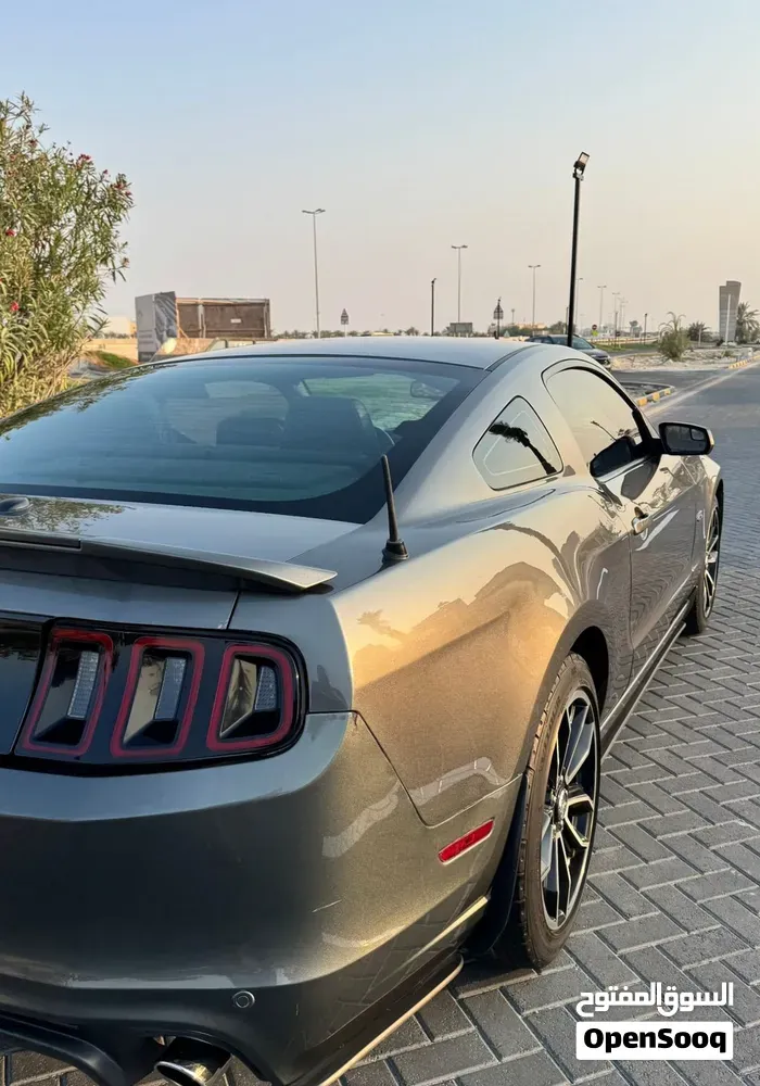 Ford Mustang 2013 photo 4