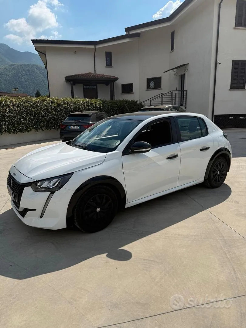 Peugeot 208 2021 photo 4