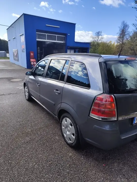 Opel Zafira 2006 photo 3